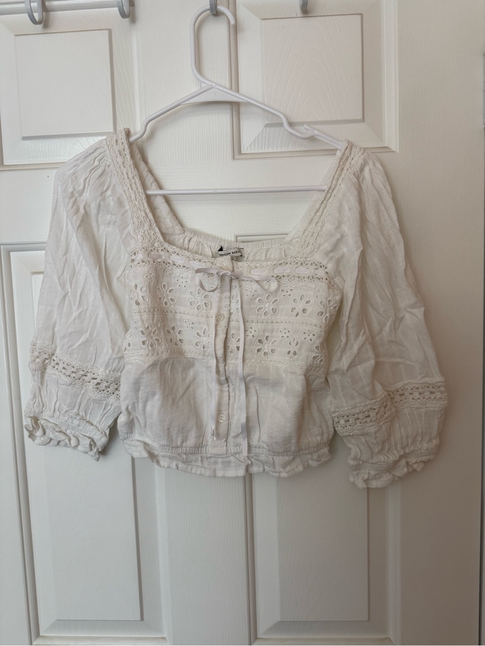 American Eagle Outfitters Cream Eyelet Crochet Peasant Blouse